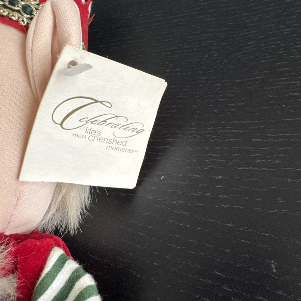 Christmas Around The World Vintage Elf Holiday Wine Bottle Gift Collectible‎